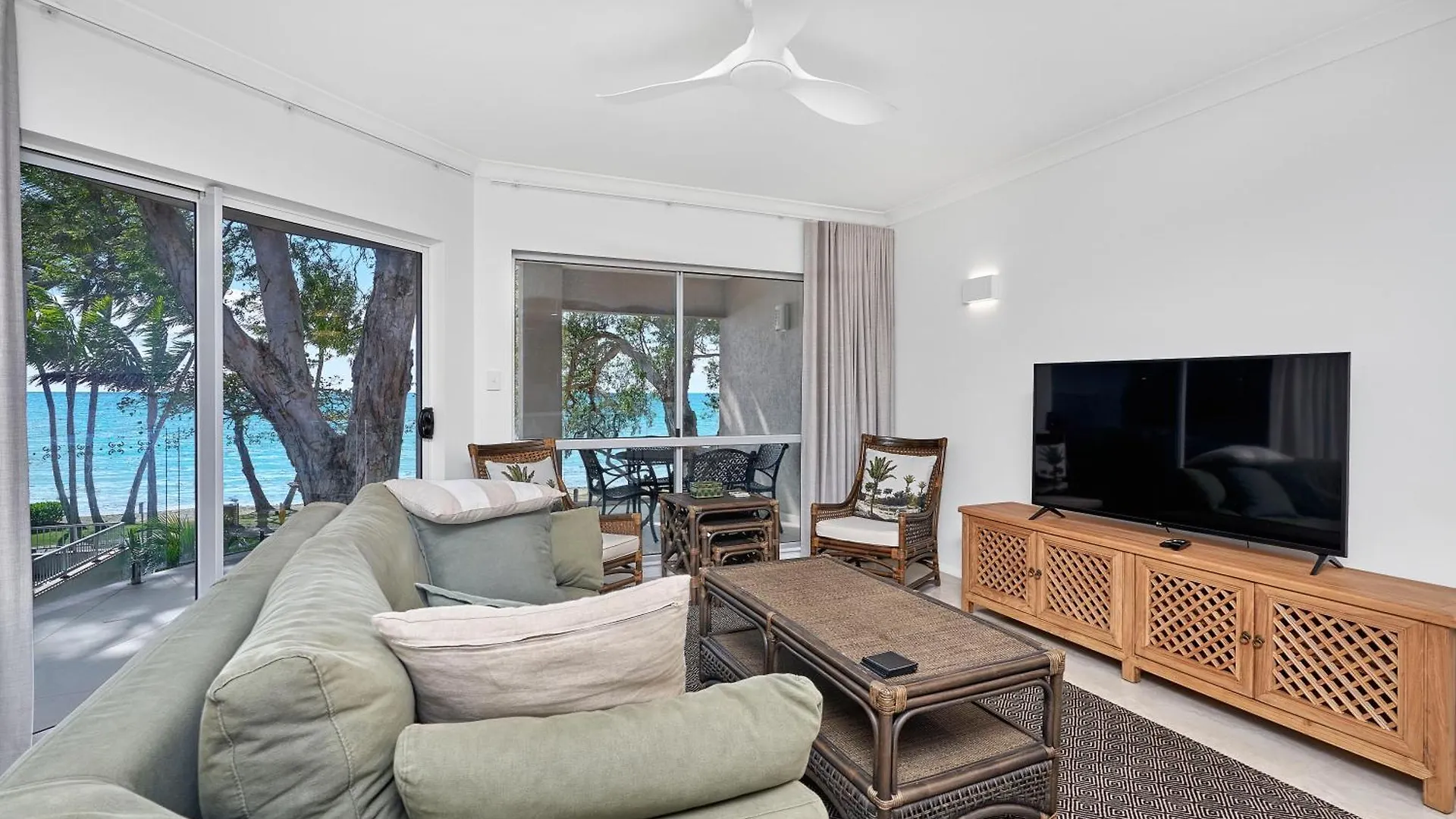 Coral Horizons Ocean View Apartments Palm Cove